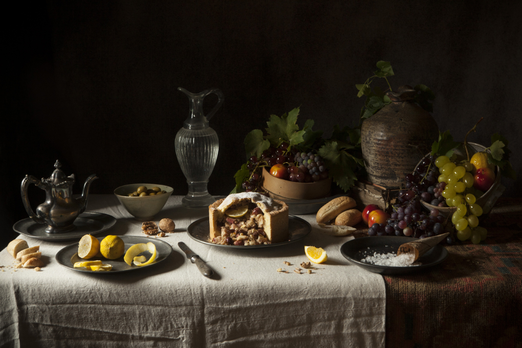 Dutch apple cake inspired by Flemish paintings. The Freaky Table by ©ZairaZarotti